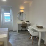 Daphne Pensión Naousa (Paros)