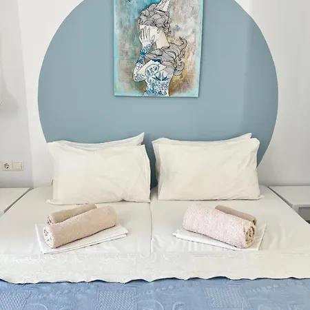 Daphne 3* Naousa (Paros)