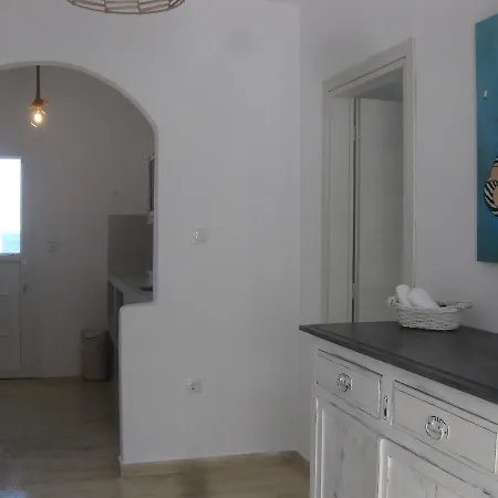Guest house Daphne Naousa (Paros)