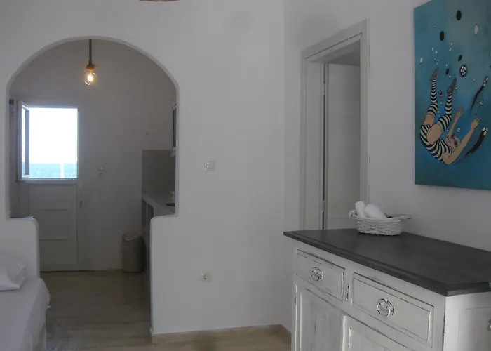 Pensión Daphne Naousa (Paros)